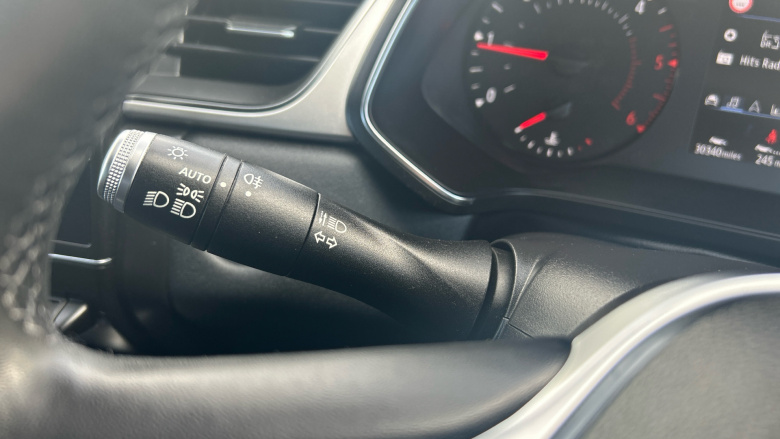 Renault Captur 1.5 dCi 115 Iconic 5dr Diesel Hatchback